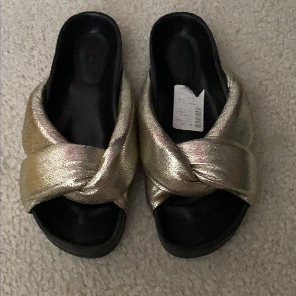 Chloe Slipper
